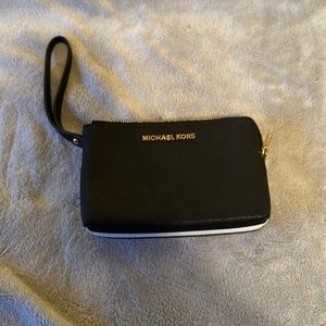 Michael Kors Jet Set Leather Travel Wristlet NWT